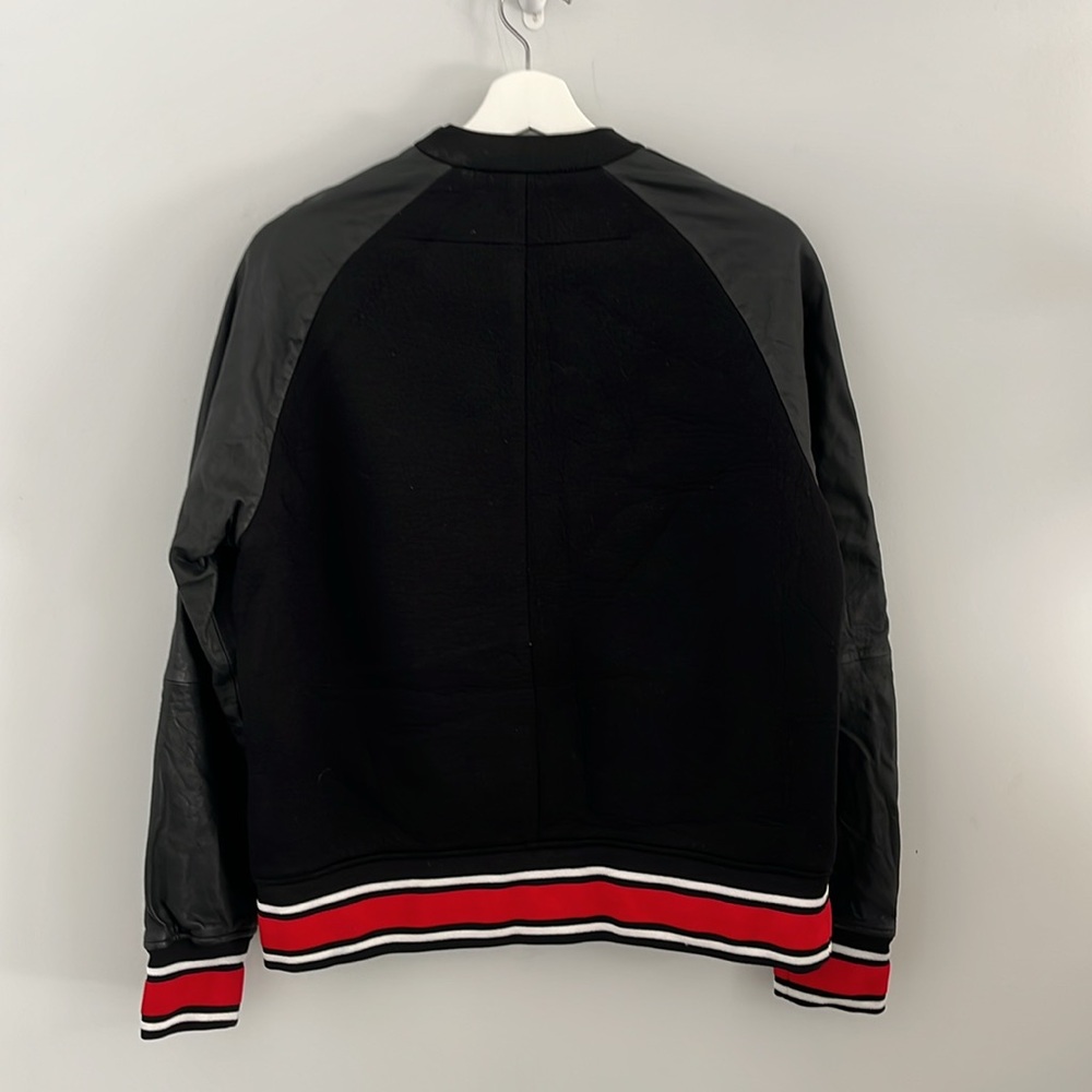 Givenchy pull on sweater from the‎ wool and lambskin collection - Picture 6 of 9